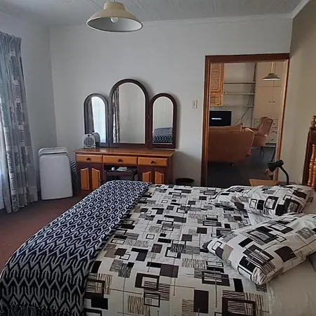 8 Austin Street Accommodation Klerksdorp Room photo