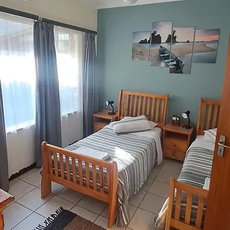 8 Austin Street Accommodation Klerksdorp Room photo